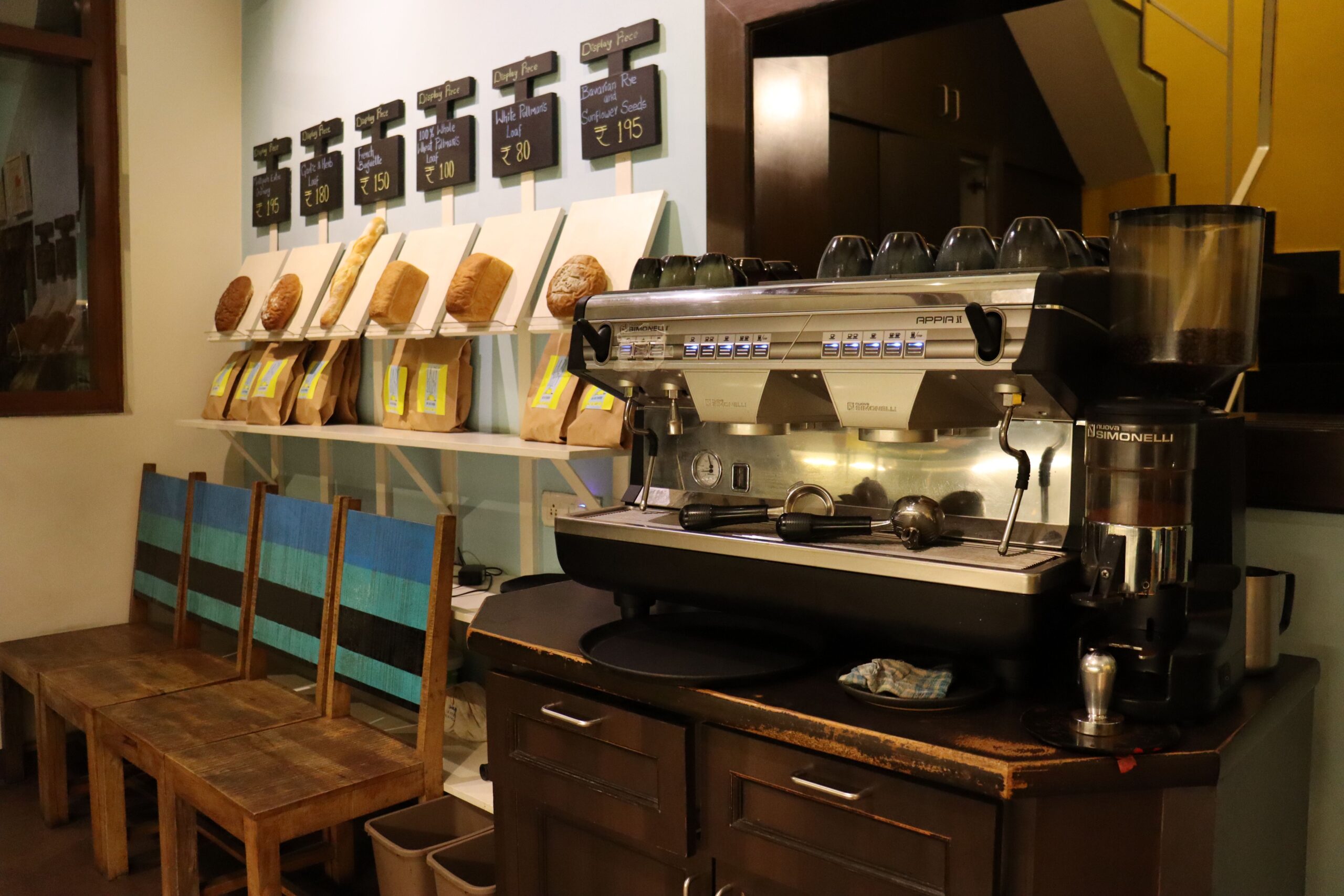 Kafe ve kahve dükkanı iç mimarisi